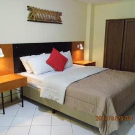 Augusta Pelabuhan Ratu Hotel Sukabumi Exterior foto