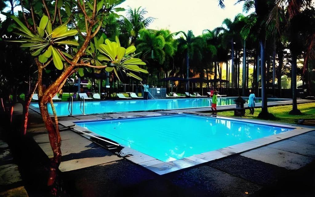 Augusta Pelabuhan Ratu Hotel Sukabumi Exterior foto